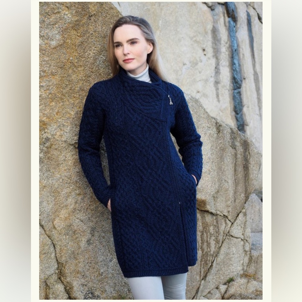 ARAN KNIT COATIGAN WITH CELTIC KNOT SIDE ZIP | Navy Blue | Medium